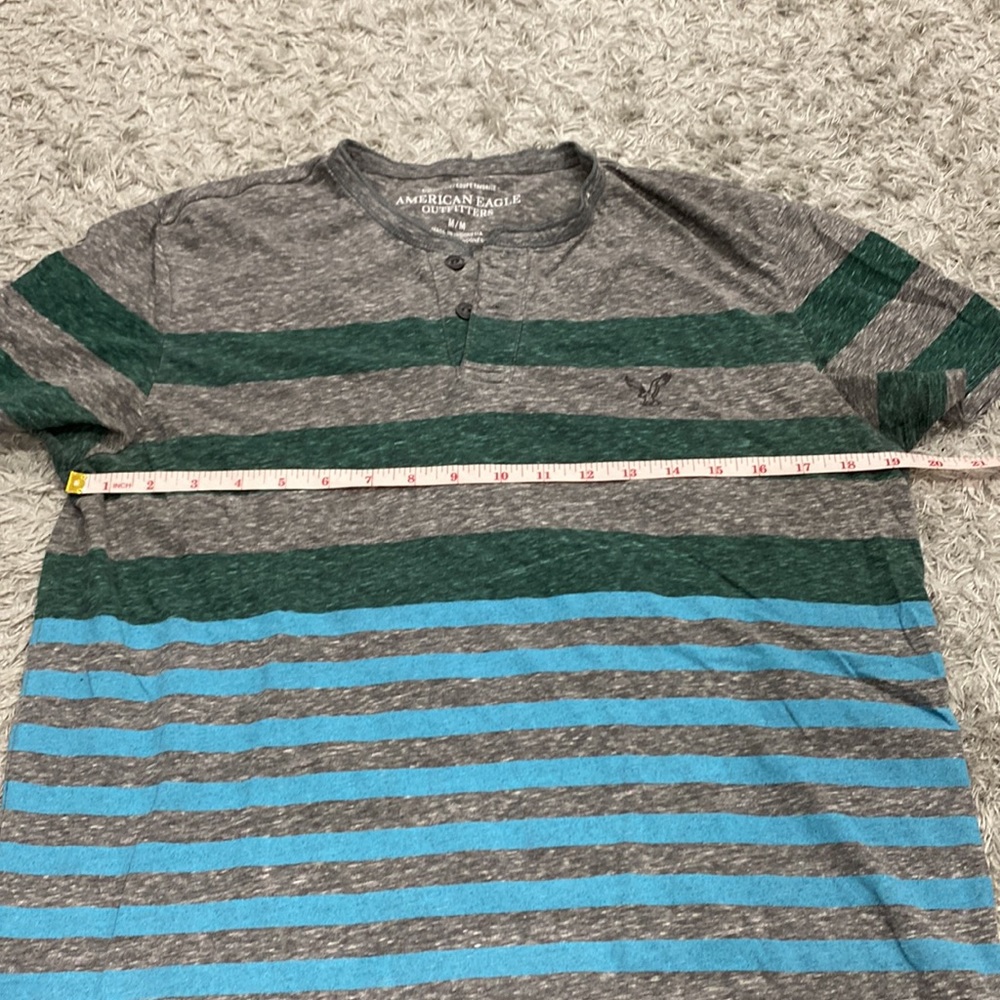 American eagle tshirt - Picture 3 of 4